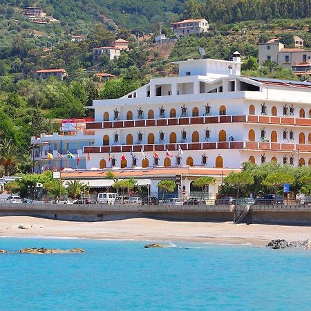 Hotel Ristorante La Tartaruga Capo d'Orlando Luaran gambar