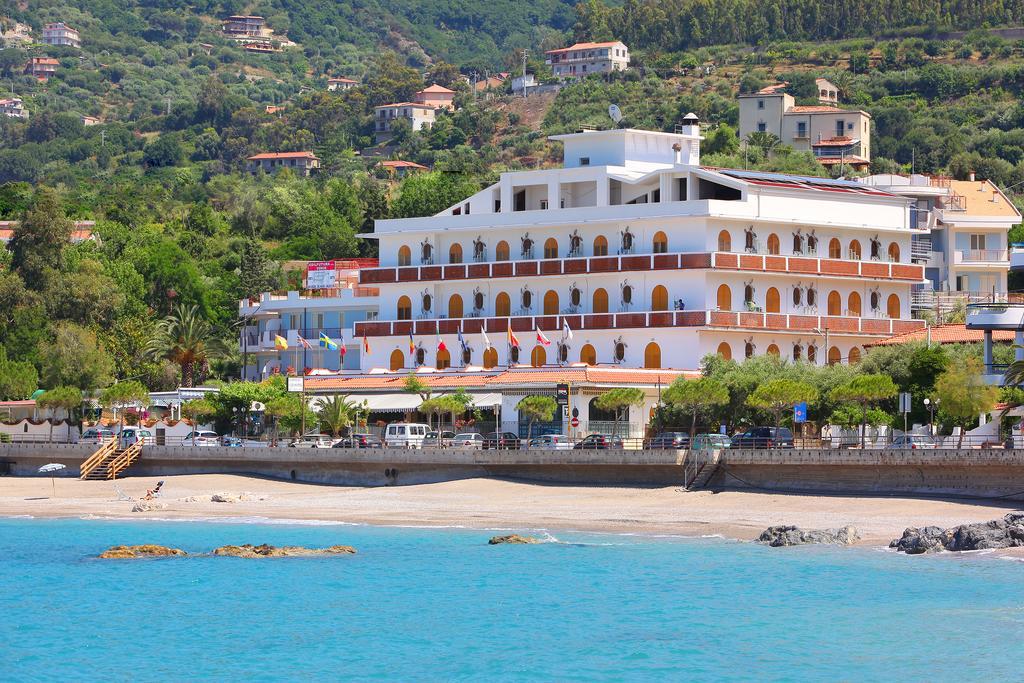 Hotel Ristorante La Tartaruga Capo d'Orlando Luaran gambar